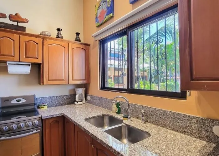 Ocean Paradise #7 Bright Stylish Apartment *
